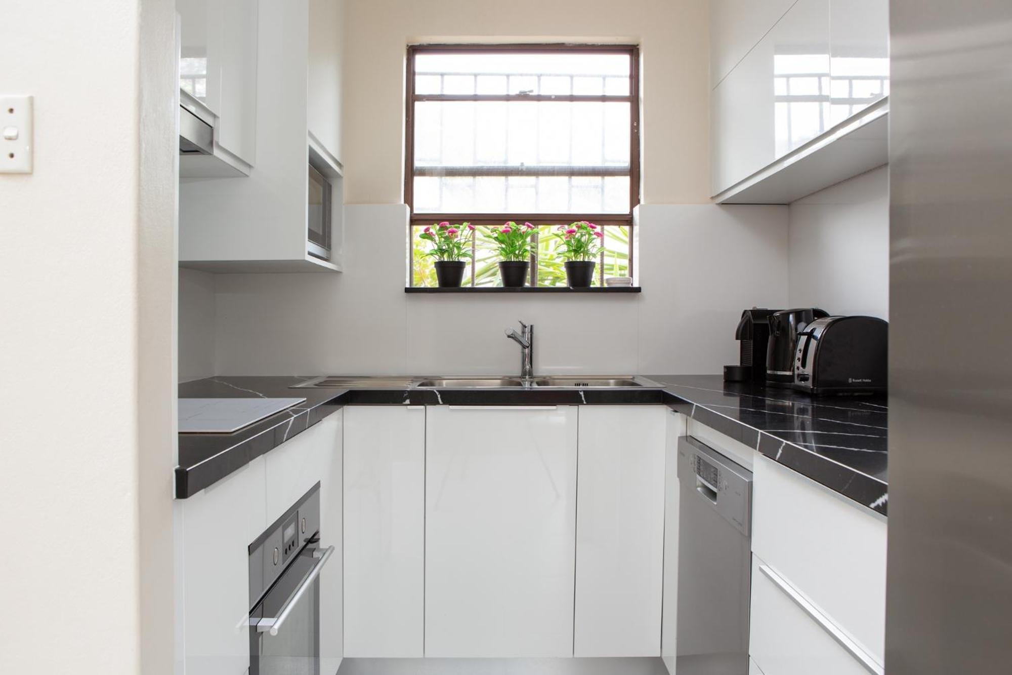 Spacious 3-Bed Townhouse In Stylish Balmain سيدني المظهر الخارجي الصورة